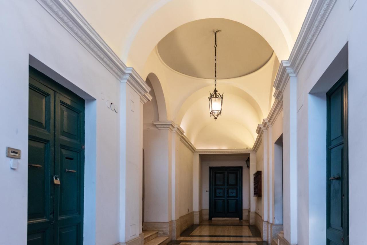 Ihh Suites Rzym Zewnętrze zdjęcie