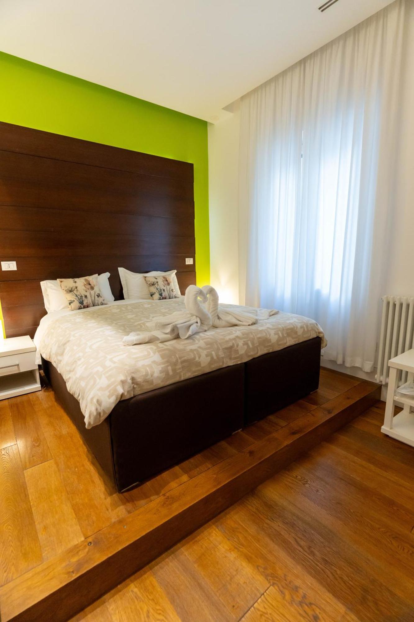 Ihh Suites Rzym Zewnętrze zdjęcie