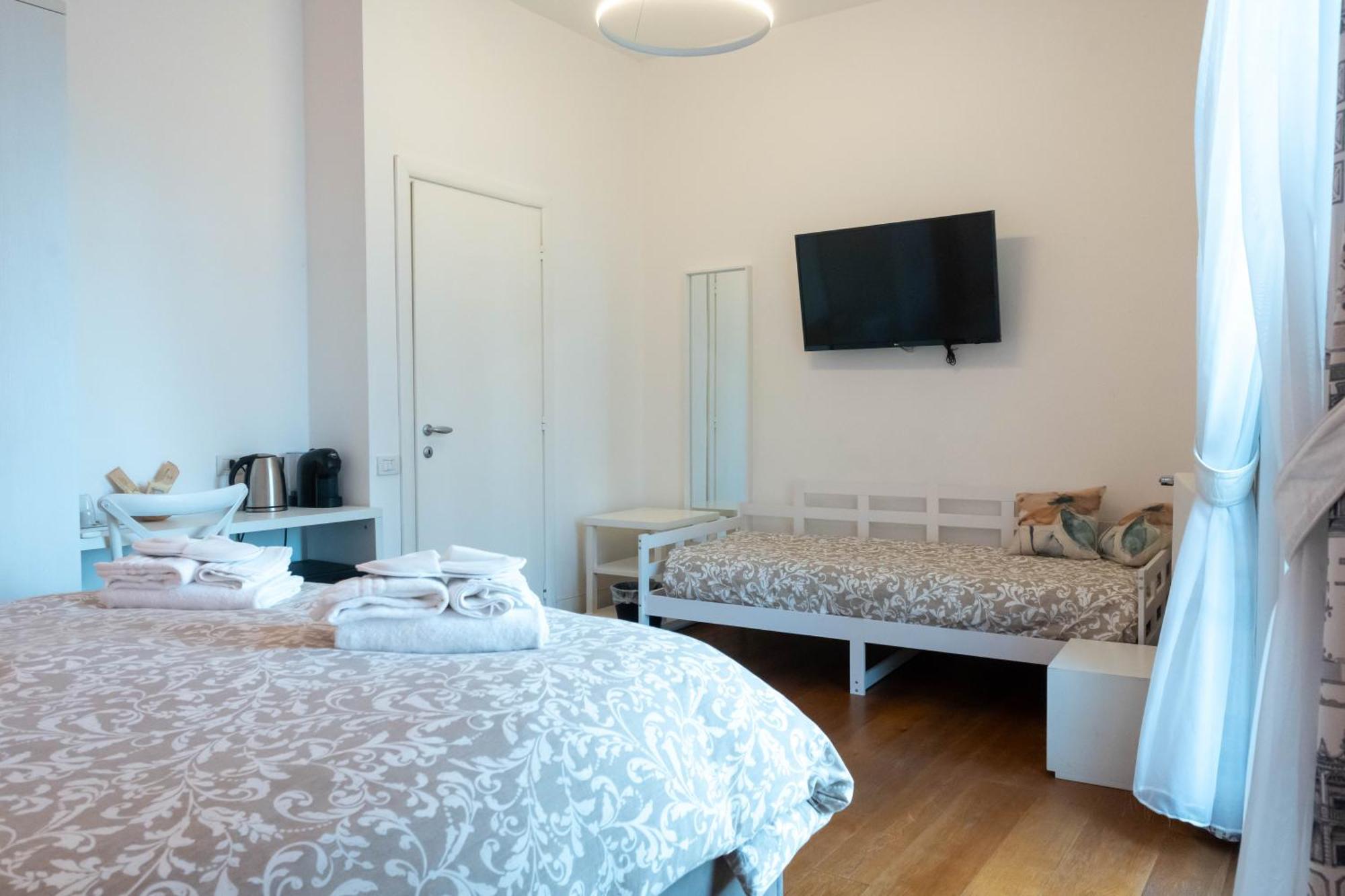 Ihh Suites Rzym Zewnętrze zdjęcie