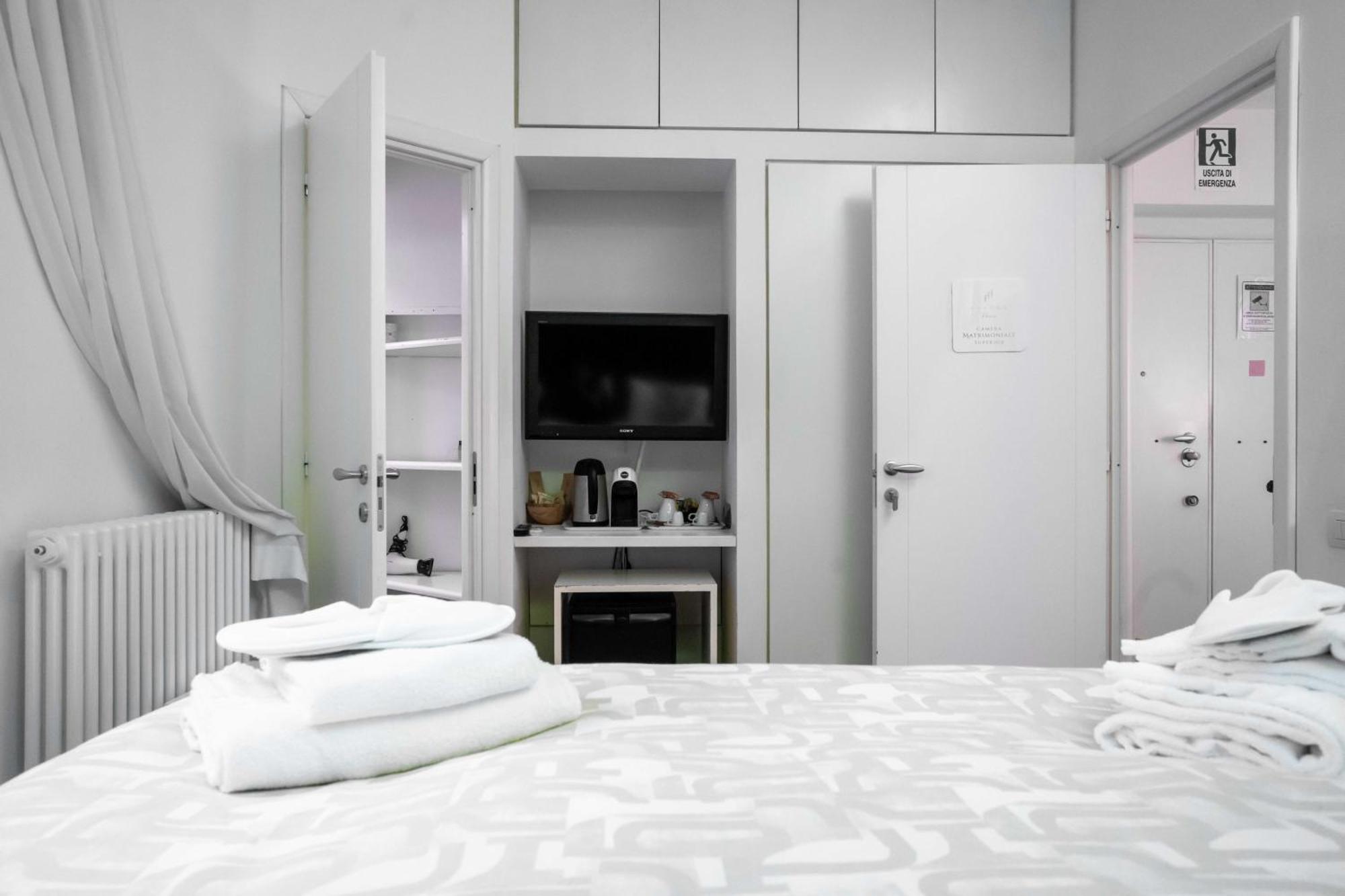 Ihh Suites Rzym Zewnętrze zdjęcie